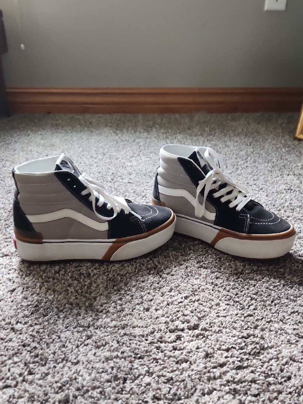 Vans Off The Wall Black & Grey High-Top Sneakers 7.5 Women's